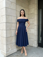 Élise | Robe Midi Évasée Épaules Dénudées