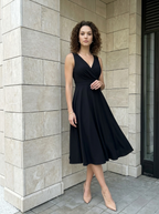Élodie | Robe Midi Élégante à Col Croisé