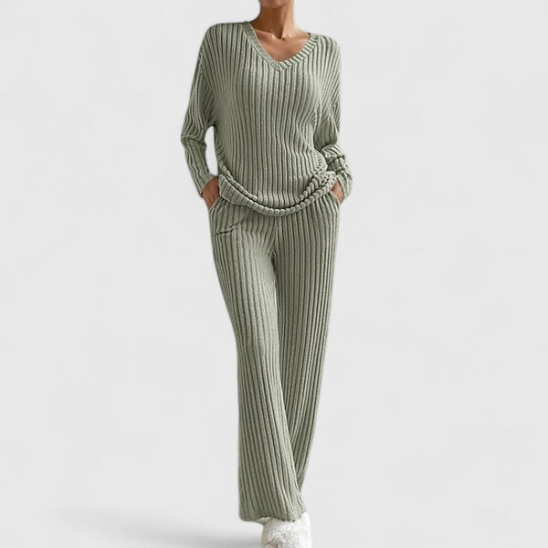 Élise | Ensemble Tricoté Côtelé Col V Pantalon Large